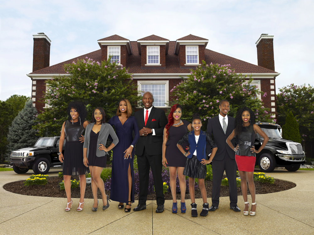 THICKER THAN WATER -- Season:3 -- Pictured: (l-r) Britney Tankard, Cyrene Tankard, Jewel Tankard, Ben Tankard, Brooklyn Tankard, Diamond Tankard, Benji Tankard, Shanira Tankard -- (Photo by: Mark DeLong/Heidi Gutman/Bravo)